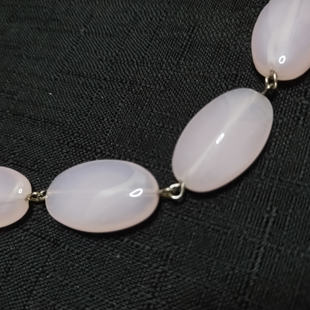 Elegant Light Pink Opaque Beaded Necklace Large Oval Beads - Picture 3 of 6